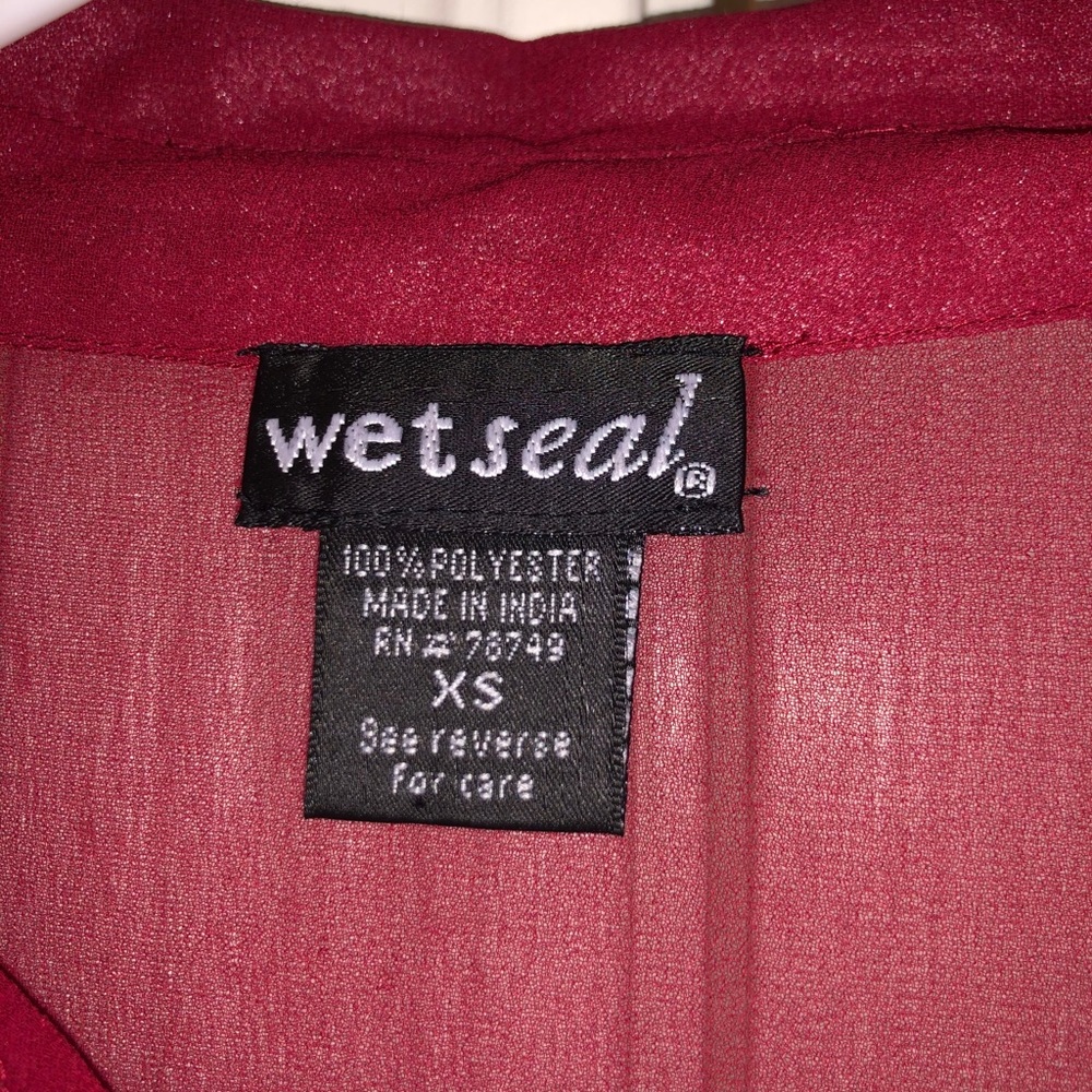 Blouse - Picture 2 of 3